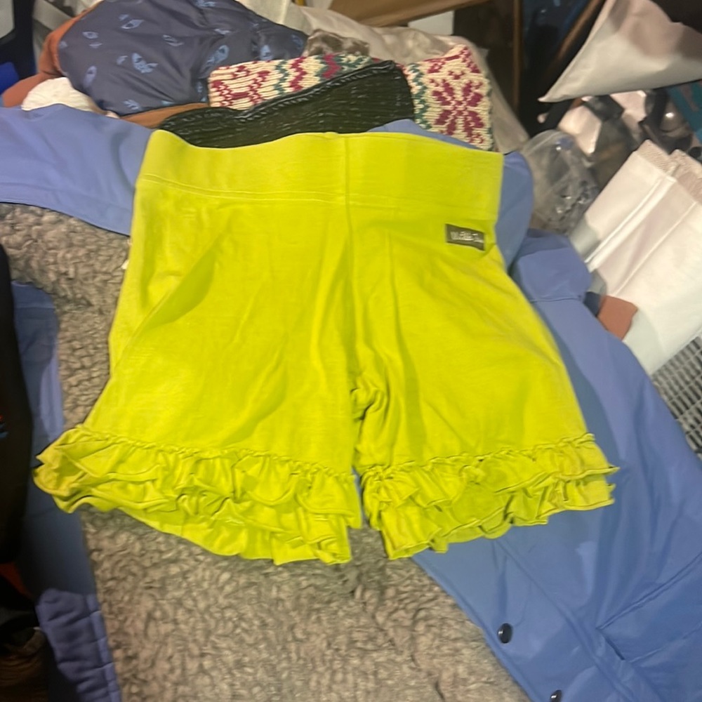 Matilda Jane shorts size 8 GUC